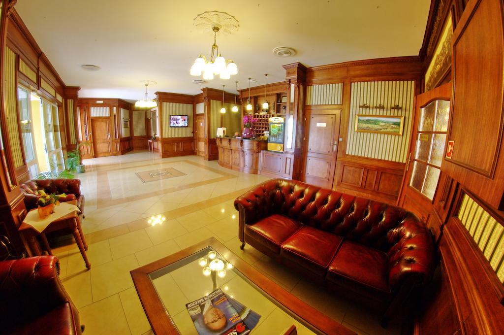 Spa Hotel Gloria Przemysl Exterior photo