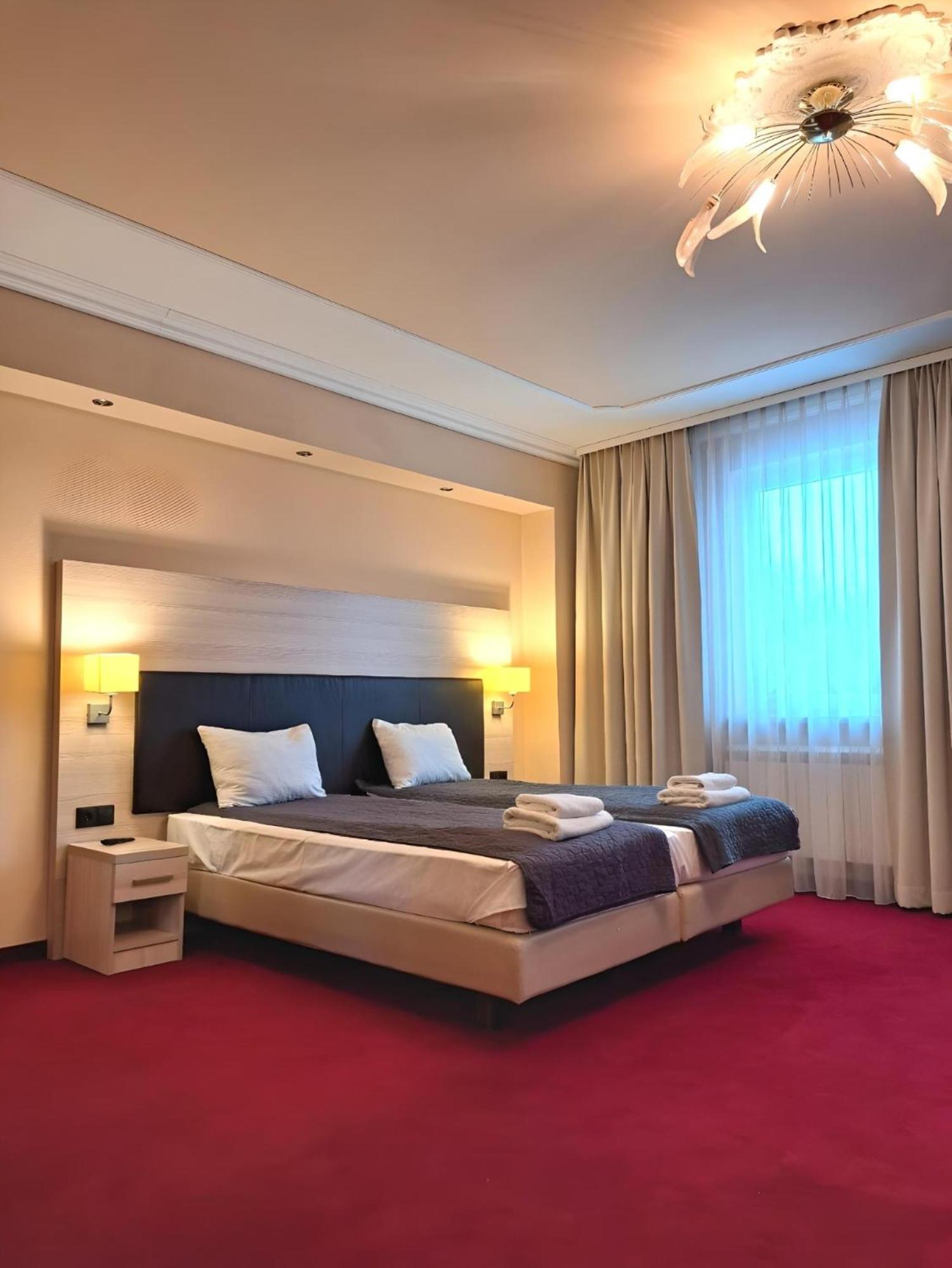 Spa Hotel Gloria Przemysl Exterior photo