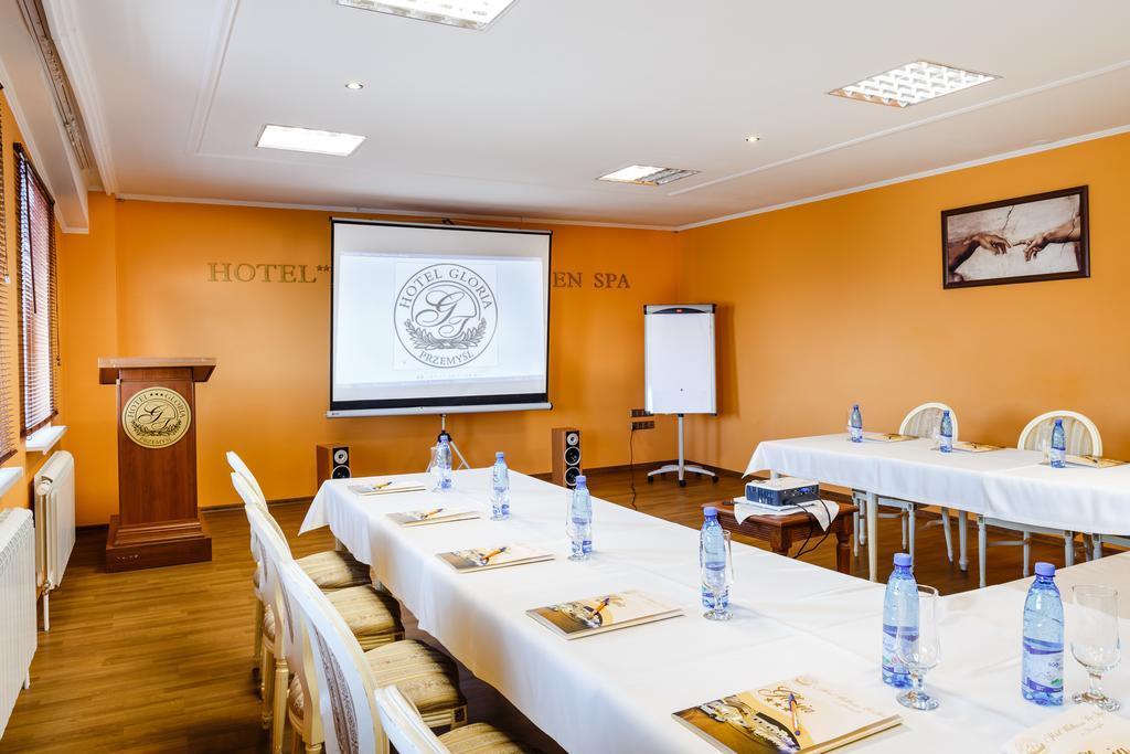 Spa Hotel Gloria Przemysl Exterior photo